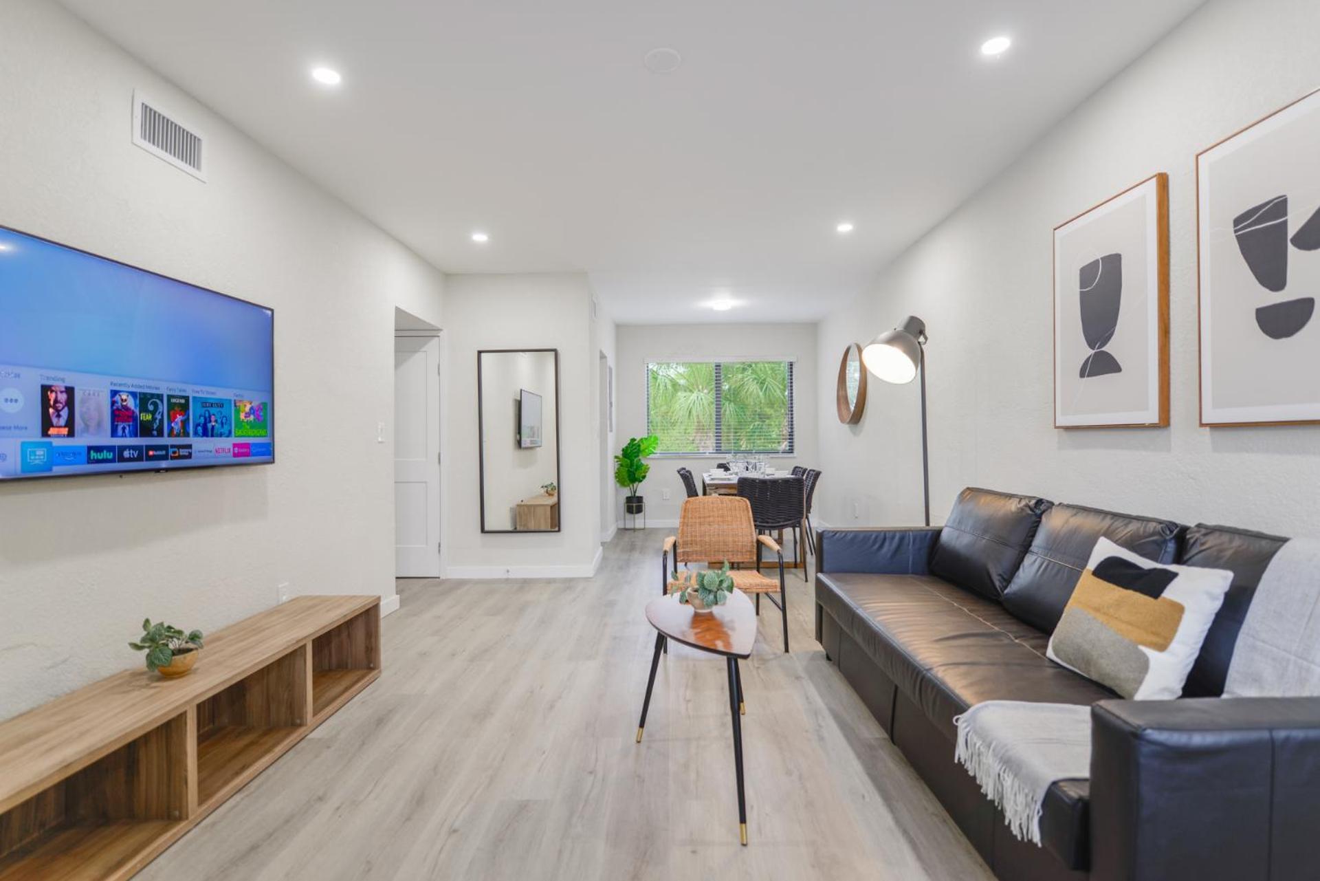 Apartamento Steps Away From Calle Ocho In Little Havana *